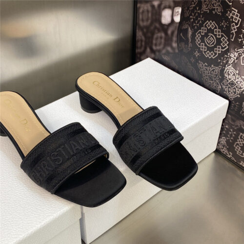 High Quality Luxury Dior New Flip Flops Color Matching Womens Shoes – Style 58374 product detail