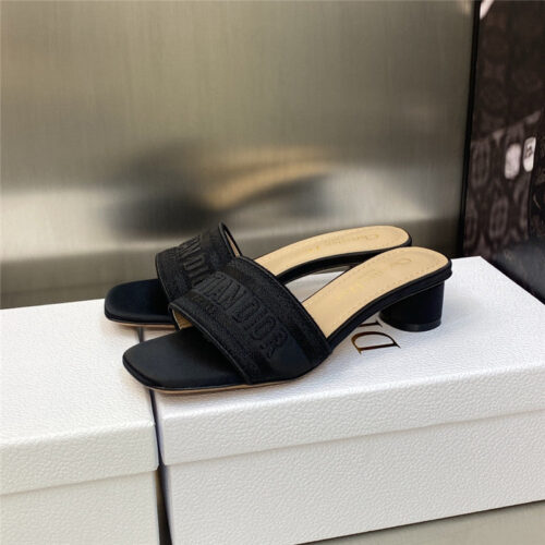 High Quality Luxury Dior New Flip Flops Color Matching Womens Shoes – Style 58374 product detail