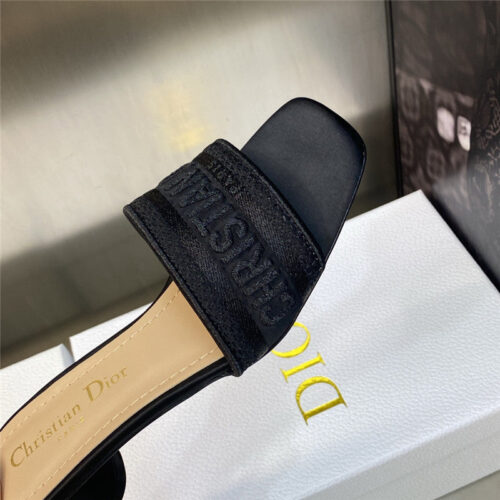 High Quality Luxury Dior New Flip Flops Color Matching Womens Shoes – Style 58374 product detail