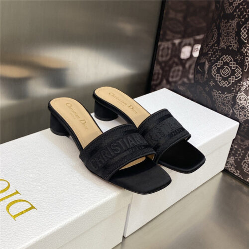 High Quality Luxury Dior New Flip Flops Color Matching Womens Shoes – Style 58374 alternate view