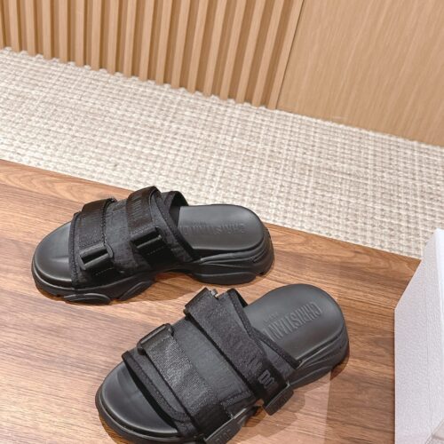 High Quality Luxury Dior Spring And Summer New Thick-Soled Beach Slippers – Style 44742