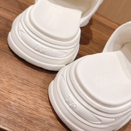 High Quality Luxury Dior Spring And Summer New Thick-Soled Beach Slippers product detail