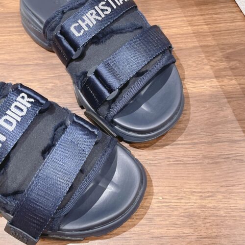 High Quality Luxury Dior Spring And Summer New Thick-Soled Beach Slippers – Style 85990 product detail