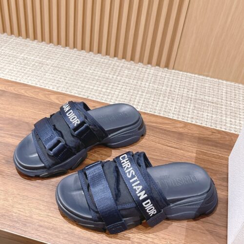 High Quality Luxury Dior Spring And Summer New Thick-Soled Beach Slippers – Style 85990