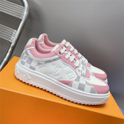 High Quality Luxury Louis Vuitton Counter New Color Matching Sneakers alternate view