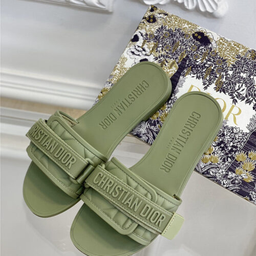 High Quality Luxury Dior New Dioract Beach Shoes alternate view