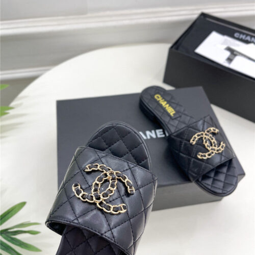 High Quality Luxury Chanel Counter Classic Double C Buckle Slippers – Style 16998 product detail