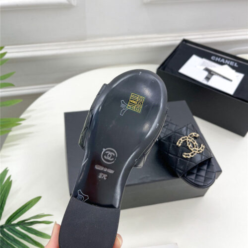 High Quality Luxury Chanel Counter Classic Double C Buckle Slippers – Style 16998 product detail