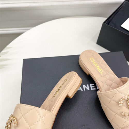 High Quality Luxury Chanel Counter Classic Double C Buckle Slippers – Style 56550 product detail
