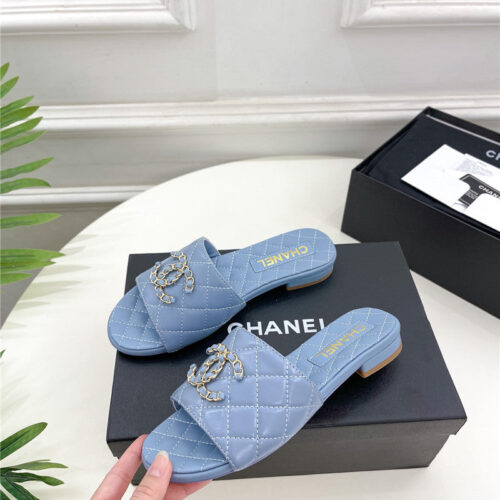 High Quality Luxury Chanel Counter Classic Double C Buckle Slippers alternate view