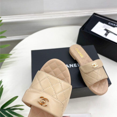 High Quality Luxury Chanel Counter Classic Double C Buckle Slippers – Style 68422 product detail