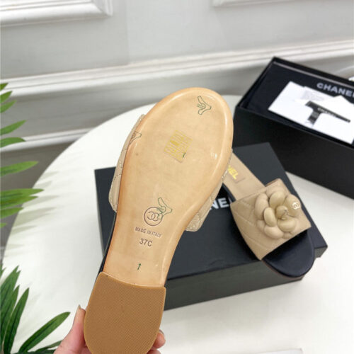 High Quality Luxury Chanel Counter Classic Camellia Slippers product detail