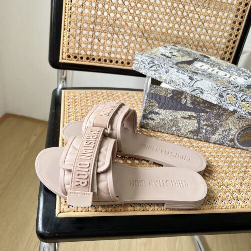 High Quality Luxury Dior Velcro Slippers – Style 77670 product detail