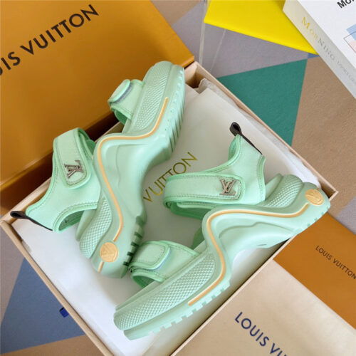 High Quality Luxury Louis Vuitton Velcro Polka Dot Sandals product detail