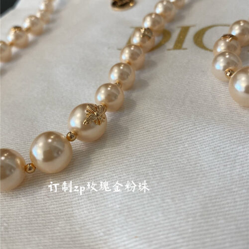 High Quality Luxury Dior Pearl Bracelet product detail