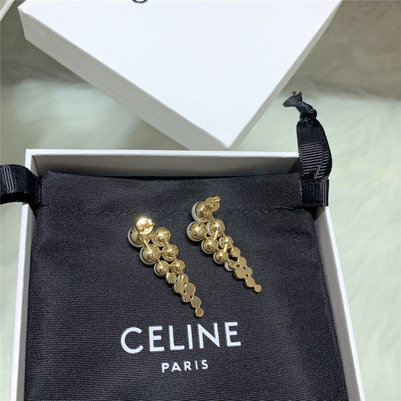 High Quality Luxury Celine Fashion Simple Earrings product detail