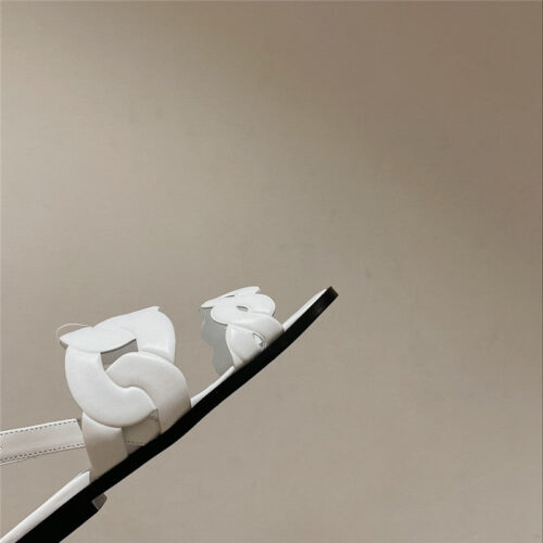 High Quality Luxury Hermes Pig Nose Sandals – Style 17731 product detail