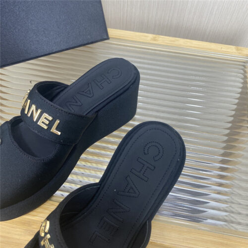 High Quality Luxury Chanel Logo Platform Slippers – Style 09318 product detail