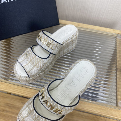 High Quality Luxury Chanel Logo Platform Slippers product detail