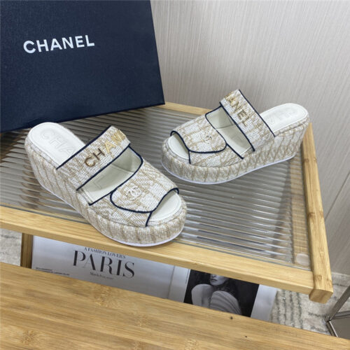 High Quality Luxury Chanel Logo Platform Slippers product detail