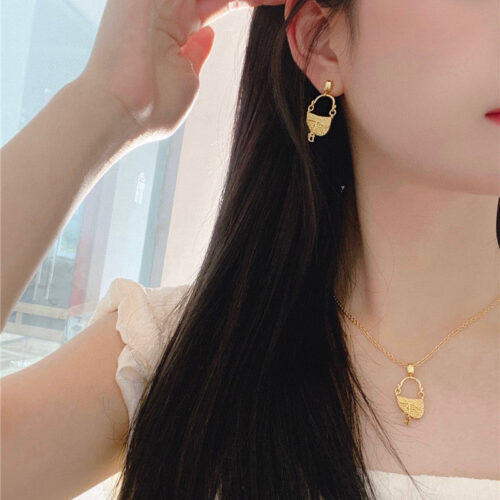 High Quality Luxury Dior Saddle Bag Earrings