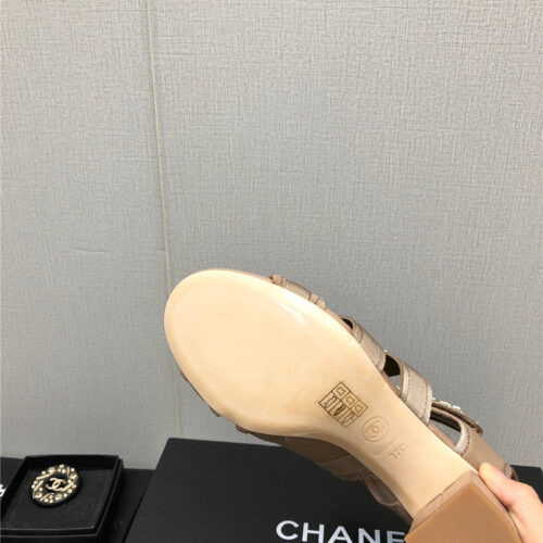 High Quality Luxury Chanel Chain Cloth Head Chunky Heel Shoes – Style 74566 product detail