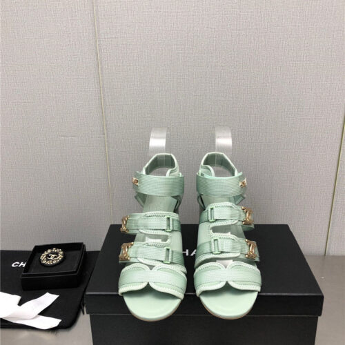 High Quality Luxury Chanel Chain Cloth Head Chunky Heel Shoes product detail