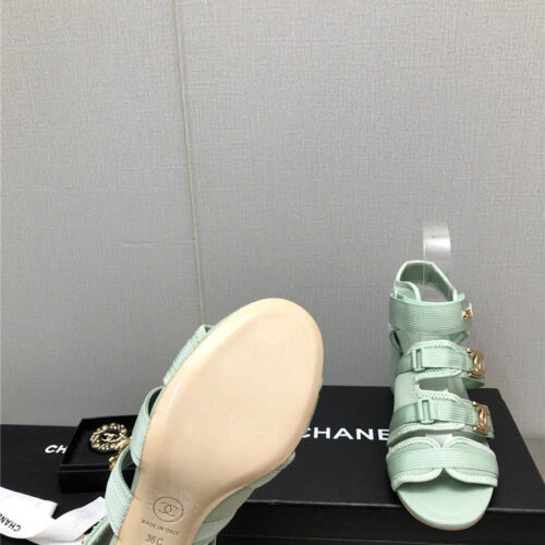 High Quality Luxury Chanel Chain Cloth Head Chunky Heel Shoes product detail