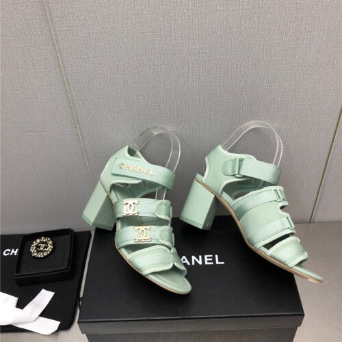 High Quality Luxury Chanel Chain Cloth Head Chunky Heel Shoes product detail