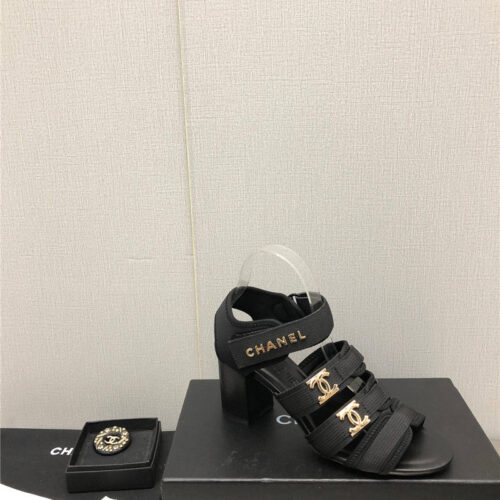 High Quality Luxury Chanel Chain Cloth Head Chunky Heel Shoes – Style 05638 product detail