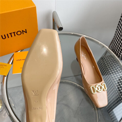 High Quality Luxury Louis Vuitton Chain Square-Toe Kitten Heels – Sizes 35–41 product detail