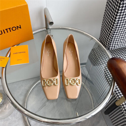 High Quality Luxury Louis Vuitton Chain Square-Toe Kitten Heels – Sizes 35–41 product detail