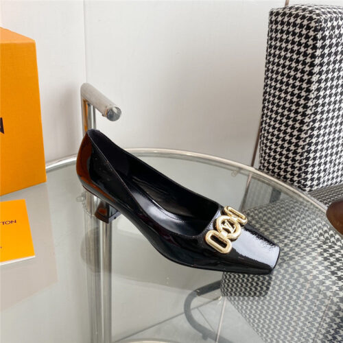 High Quality Luxury Louis Vuitton Chain Kitten Heel Square Toe Shoes product detail
