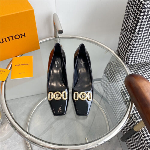 High Quality Luxury Louis Vuitton Chain Kitten Heel Square Toe Shoes product detail