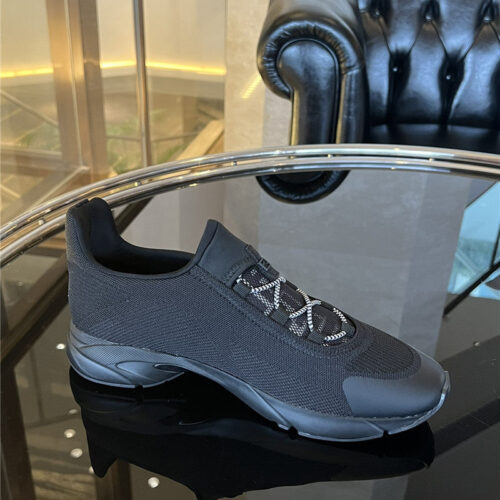 High Quality Luxury Fendi Slip On Sneakers – Style 29939 product detail