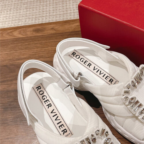 High Quality Luxury Roger Vivier Diamond Buckle Platform Sandals – Style 75604 product detail