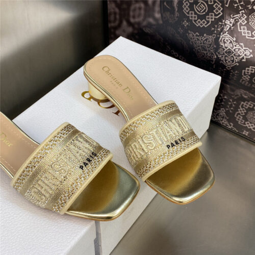 High Quality Luxury Dior New Flip Flops Color Matching Womens Shoes – Style 04710 product detail