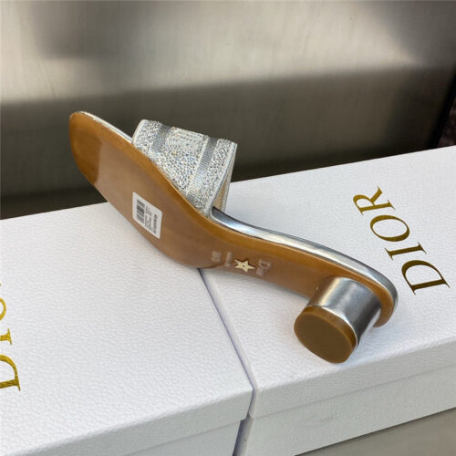 High Quality Luxury Dior New Flip Flops Color Matching Womens Shoes – Style 92294 product detail