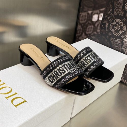 High Quality Luxury Dior New Flip Flops Color Matching Womens Shoes – Style 35238 alternate view