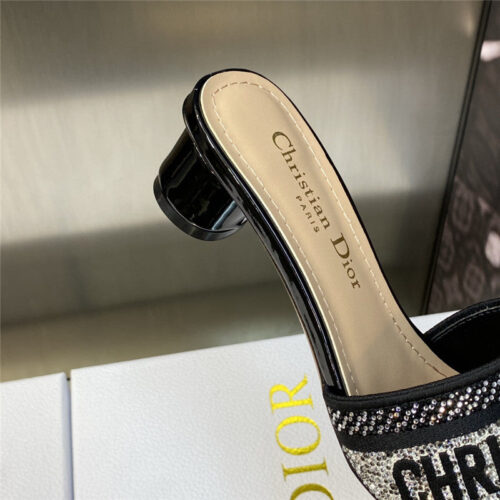 High Quality Luxury Dior New Flip Flops Color Matching Womens Shoes – Style 35238 product detail