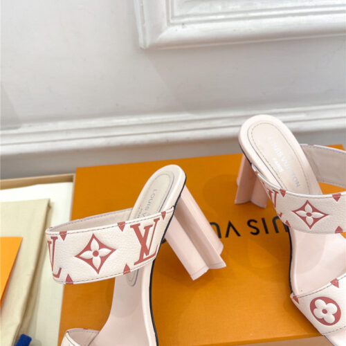 High Quality Luxury Louis Vuitton Plum Blossom Heel Embossed Sandals – Style 05507 product detail