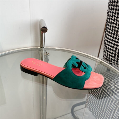 High Quality Luxury Gucci Interlocking GG Cutout Slides product detail