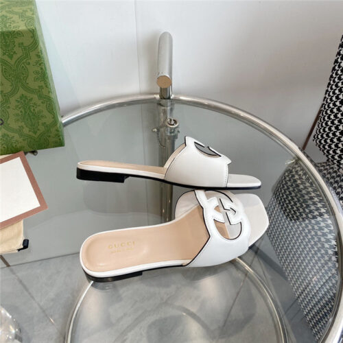 High Quality Luxury Gucci Interlocking GG Cutout Slides – Style 88915 product detail