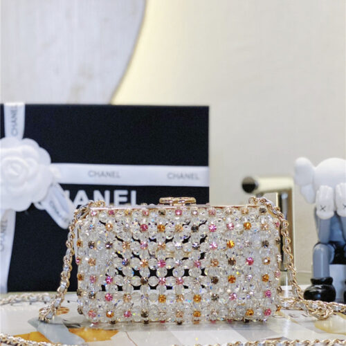 High Quality Luxury Chanel Glass Pearl Gem Evening Bag product detail