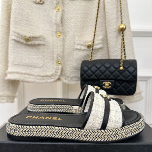High Quality Luxury Chanel New Slippers – Style 53350 product detail