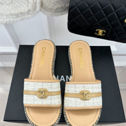High Quality Luxury Chanel New Slippers – Style 96294 product detail