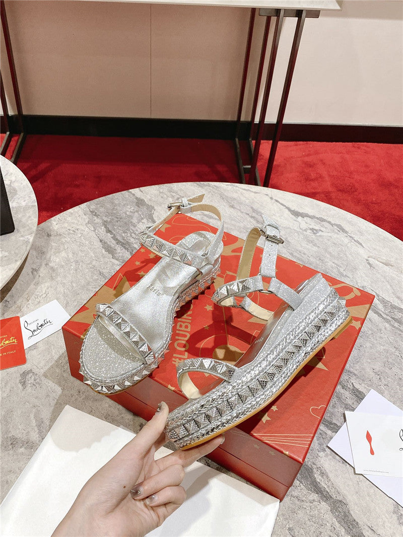 High Quality Luxury Christian Louboutin Wedge Sandals – Style 10516 product detail