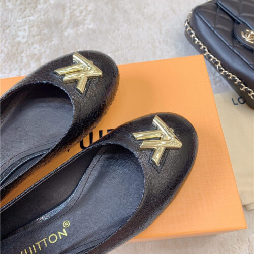 High Quality Luxury Louis Vuitton New Ballet Shoes – Style 59555 product detail