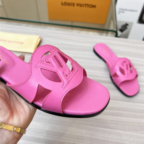 High Quality Luxury Louis Vuitton Milan Fashion Week Catwalk Slippers – Style 52227 product detail