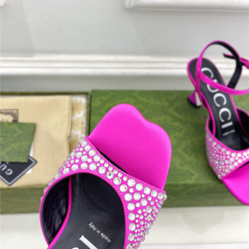 High Quality Luxury Gucci New Crystal Diamond Sandals And Slippers product detail